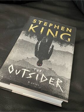 Stephen King "The Outsider" Hardcover